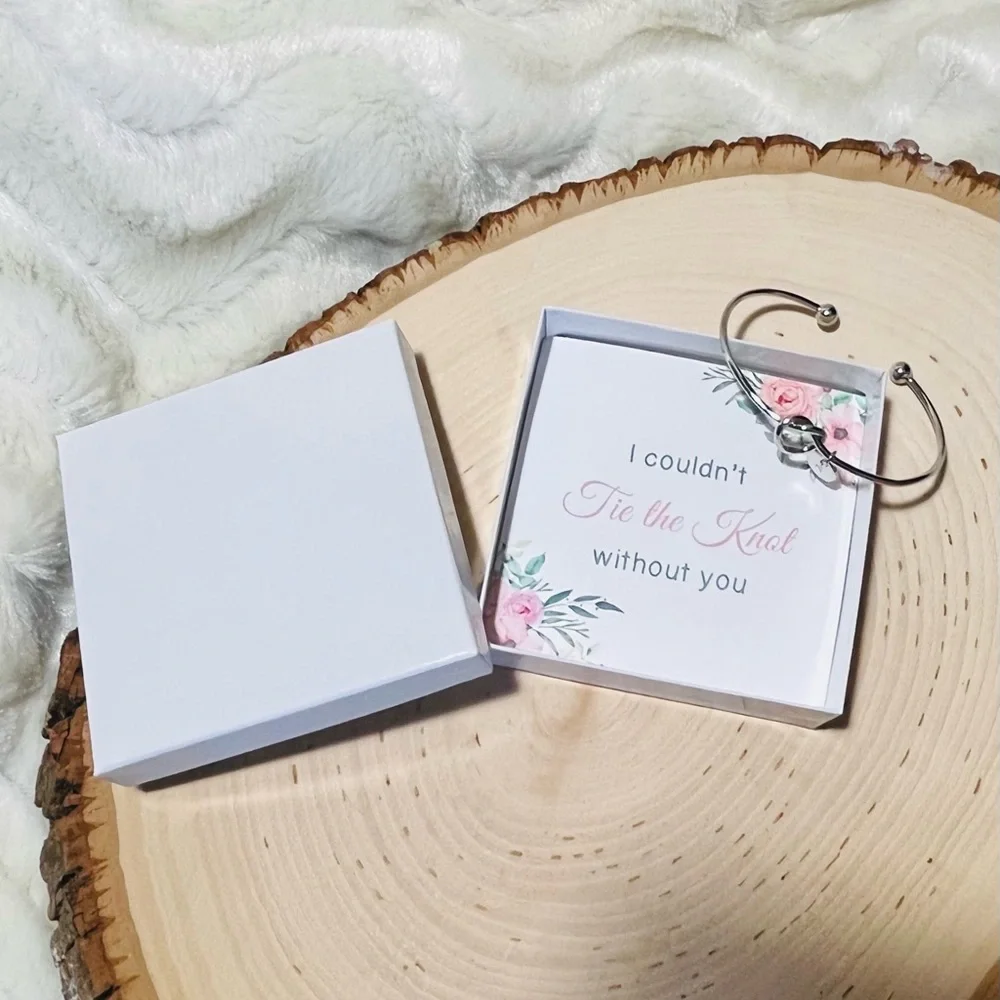Tie the knot Made of Honor bracelet